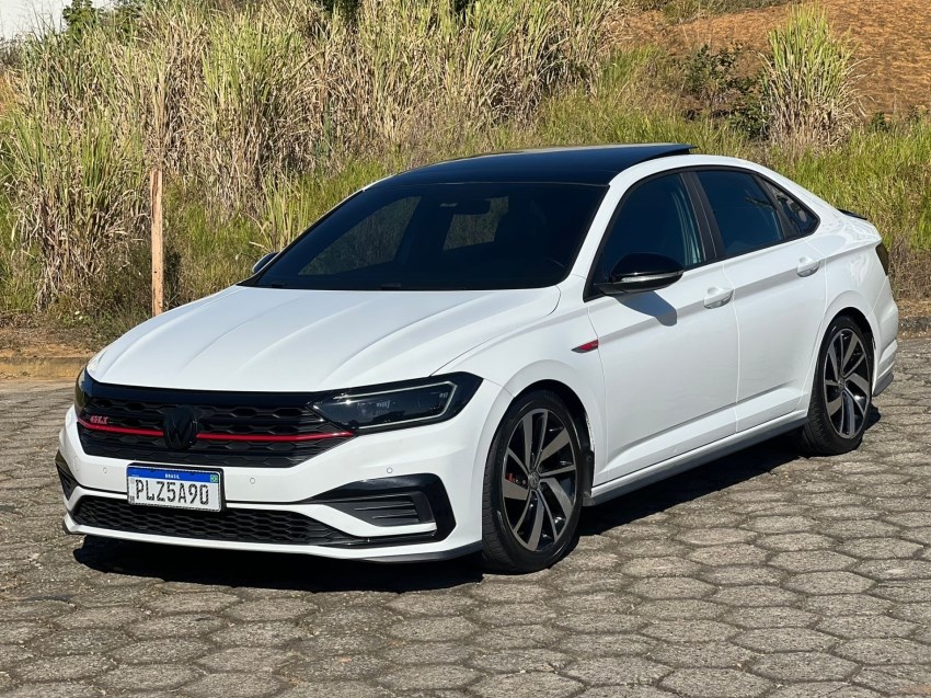 //www.autoline.com.br/carro/volkswagen/jetta-20-350-tsi-gli-16v-gasolina-4p-turbo-dsg/2019/colatina-es/24512850