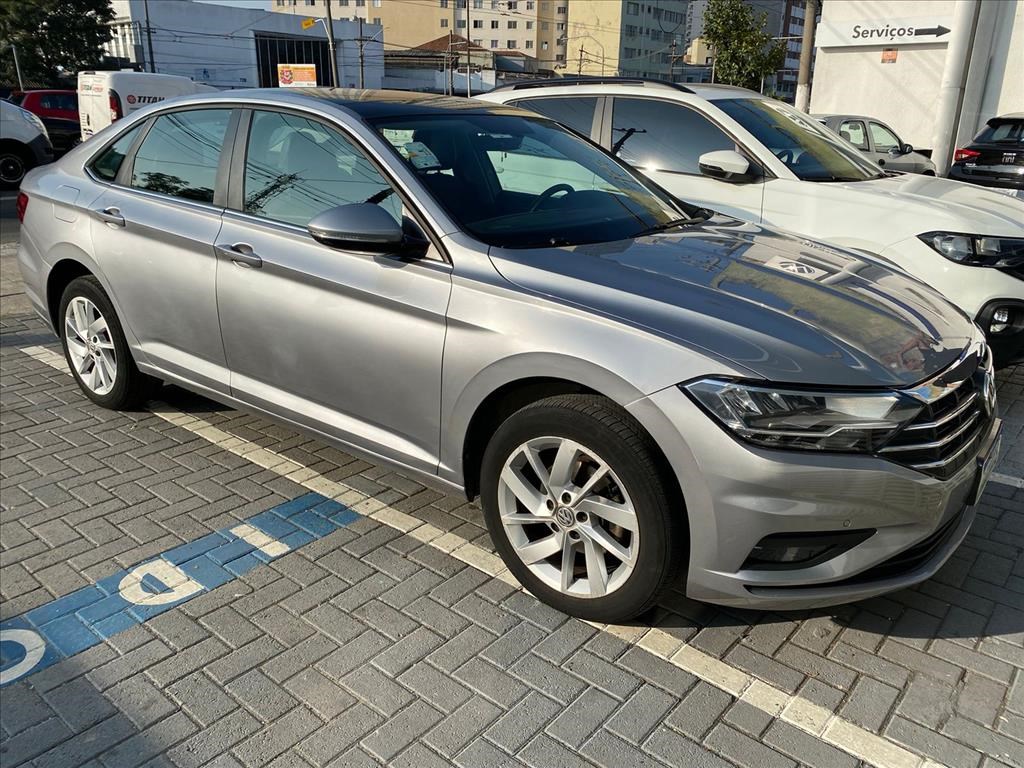 //www.autoline.com.br/carro/volkswagen/jetta-14-250-tsi-comfortline-16v-flex-4p-turbo-tipt/2020/sao-paulo-sp/24809482