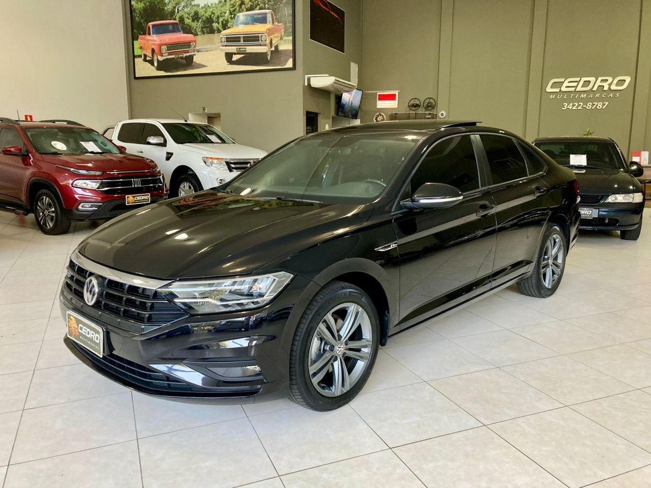 //www.autoline.com.br/carro/volkswagen/jetta-14-250-tsi-r-line-16v-flex-4p-turbo-tiptronic/2018/piracicaba-sp/24830656