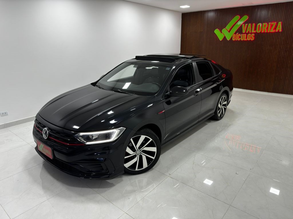 //www.autoline.com.br/carro/volkswagen/jetta-20-350-tsi-gli-16v-gasolina-4p-turbo-dsg/2019/londrina-pr/24878353