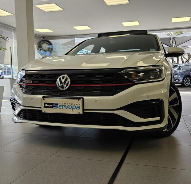 //www.autoline.com.br/carro/volkswagen/jetta-20-350-tsi-gli-16v-gasolina-4p-turbo-dsg/2020/curitiba-pr/25007747