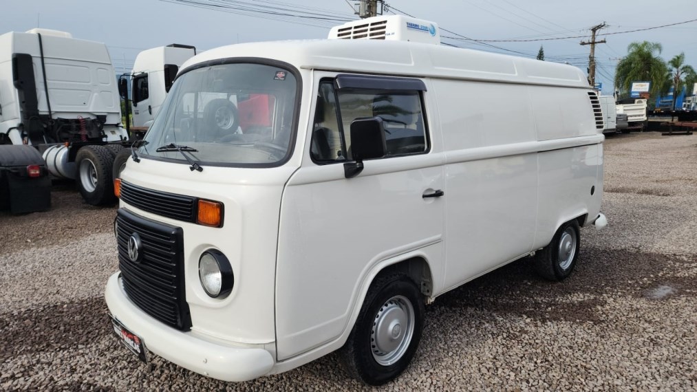 //www.autoline.com.br/carro/volkswagen/kombi-14-furgao-8v-flex-4p-manual/2012/encantado-rs/23848936