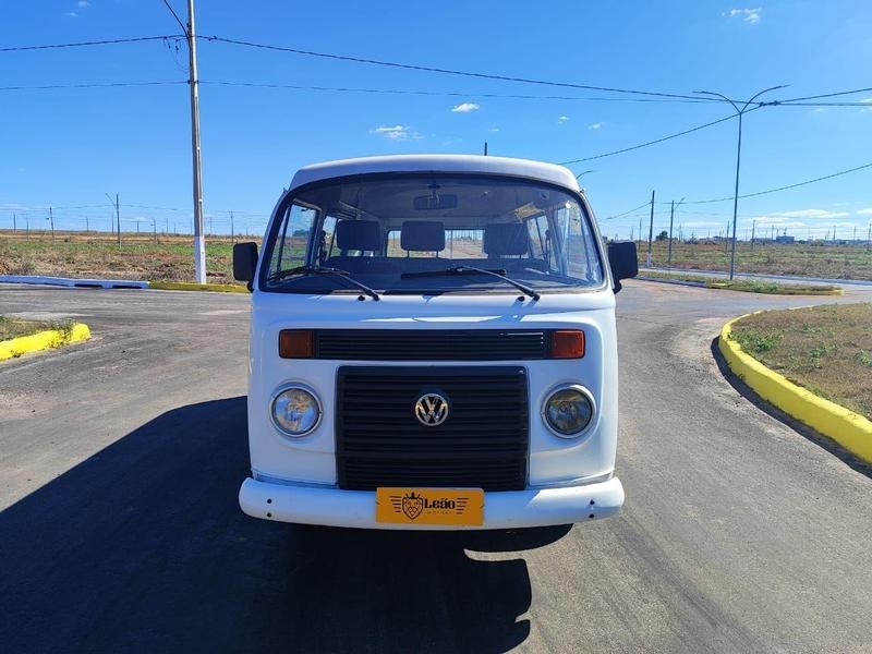 //www.autoline.com.br/carro/volkswagen/kombi-14-std-8v-flex-4p-manual/2014/primavera-do-leste-mt/24237159