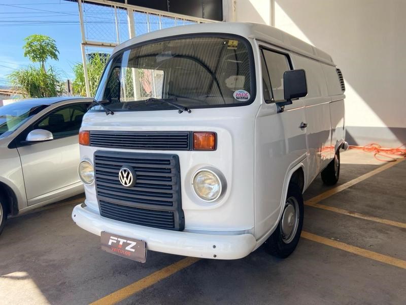 //www.autoline.com.br/carro/volkswagen/kombi-14-std-8v-flex-4p-manual/2014/cuiaba-mt/24242965
