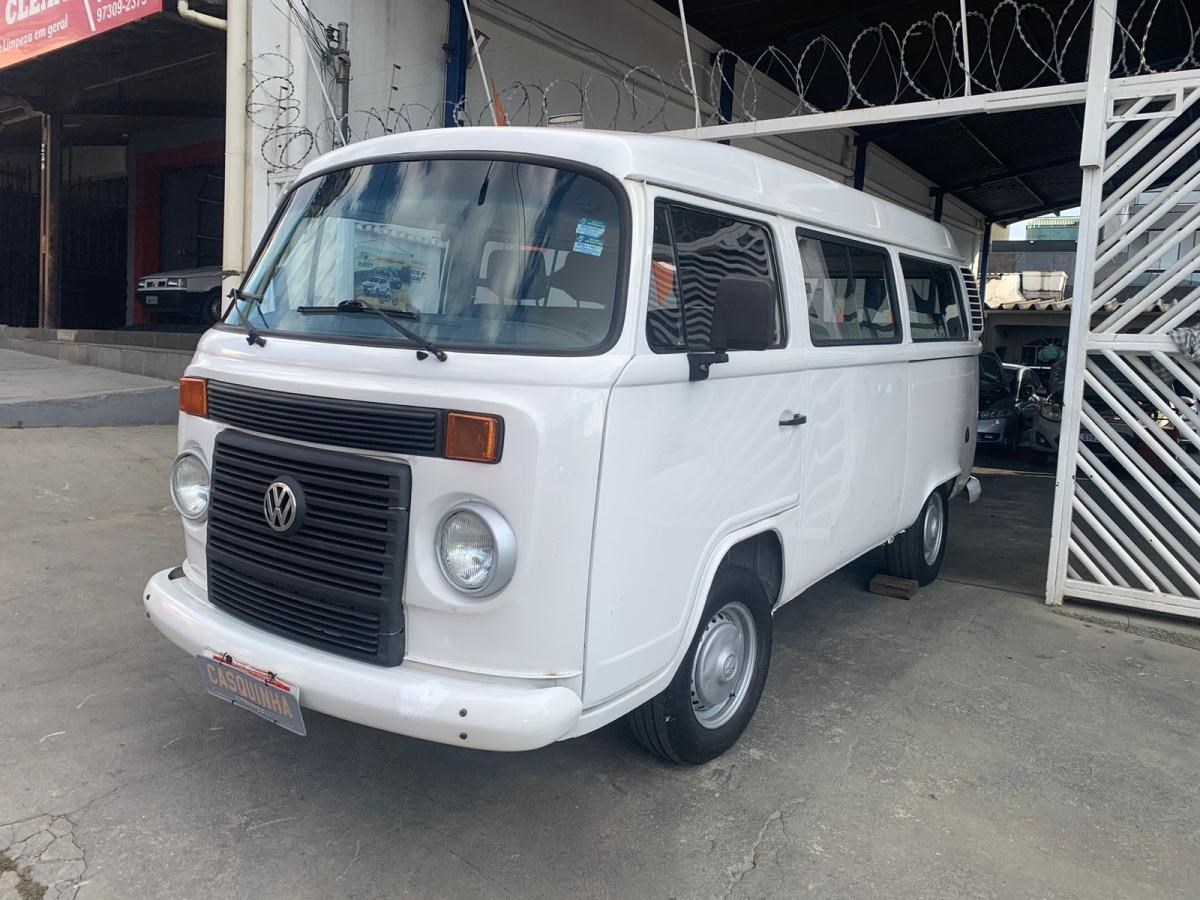 //www.autoline.com.br/carro/volkswagen/kombi-14-lotacao-8v-flex-4p-manual/2012/contagem-mg/24400056