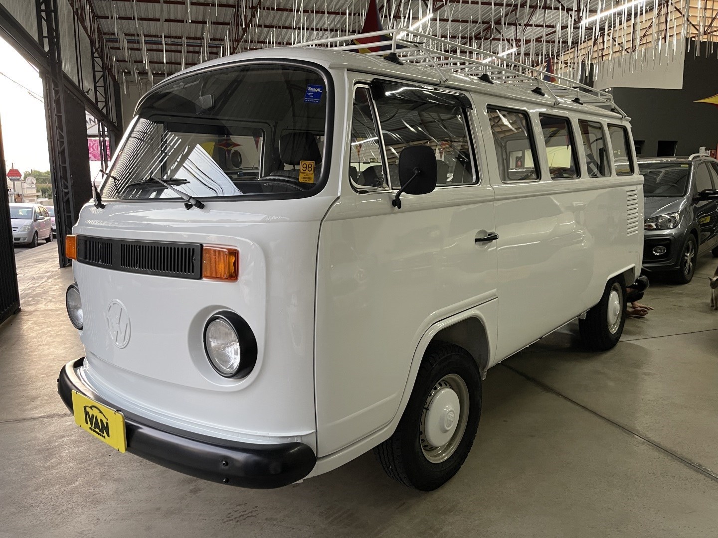 //www.autoline.com.br/carro/volkswagen/kombi-16-standard-54cv-4p-gasolina-manual/1996/cosmopolis-sp/24896510