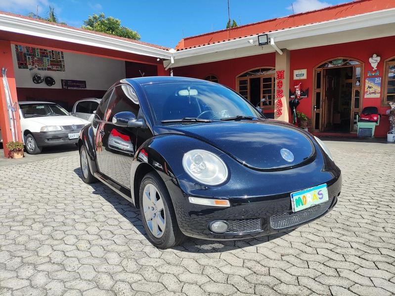 //www.autoline.com.br/carro/volkswagen/new-beetle-20-l-8v-gasolina-2p-automatico/2008/curitiba-pr/23378044