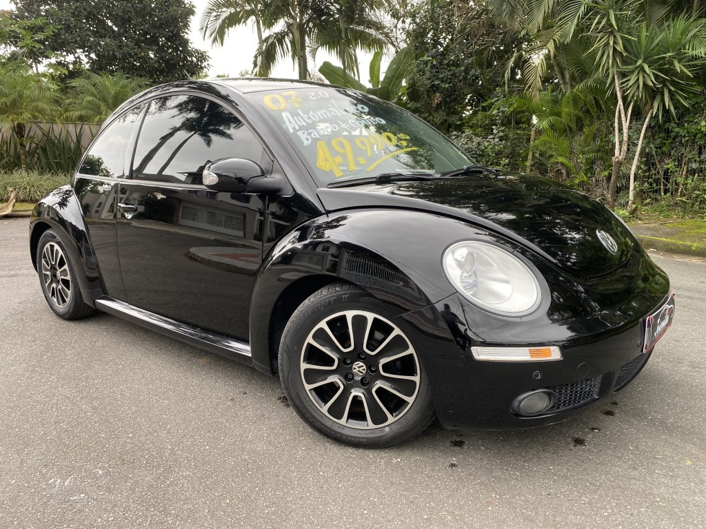 //www.autoline.com.br/carro/volkswagen/new-beetle-20-115cv-2p-gasolina-automatico/2007/joinville-sc/24837948