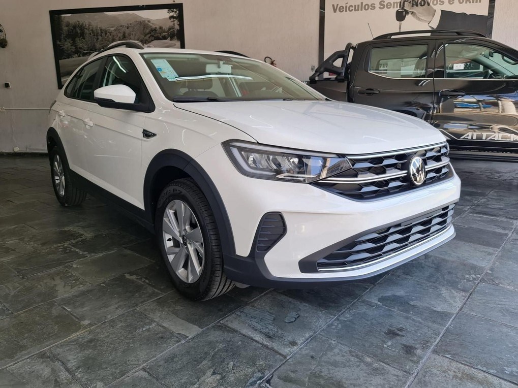 //www.autoline.com.br/carro/volkswagen/nivus-10-200-tsi-comfortline-12v-flex-4p-turbo-auto/2024/sao-paulo-sp/23626425