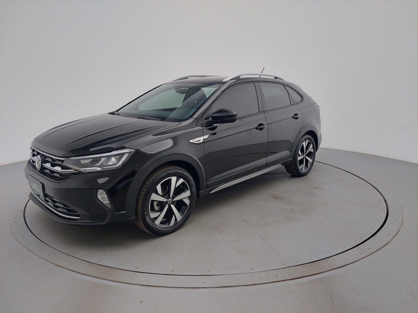 //www.autoline.com.br/carro/volkswagen/nivus-10-200-tsi-highline-12v-flex-4p-turbo-automat/2023/rio-verde-go/24904682