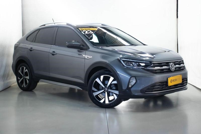 //www.autoline.com.br/carro/volkswagen/nivus-10-200-tsi-highline-12v-flex-4p-turbo-automat/2023/guaratingueta-sp/24932457