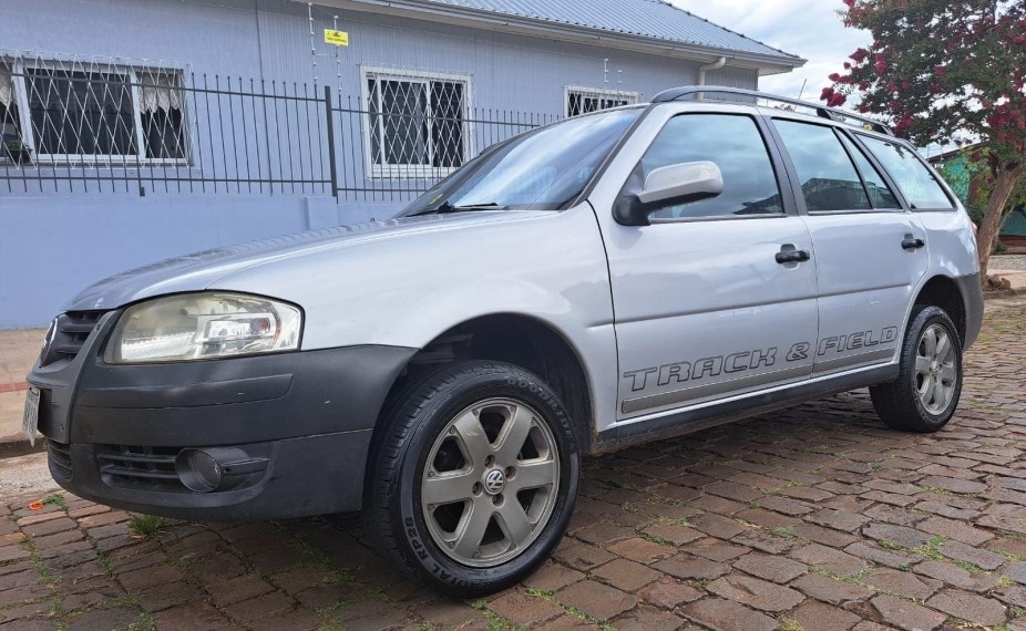 //www.autoline.com.br/carro/volkswagen/parati-16-track-field-8v-flex-4p-manual/2006/passo-fundo-rs/24244721