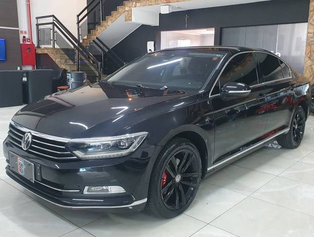 //www.autoline.com.br/carro/volkswagen/passat-20-tsi-highline-16v-gasolina-4p-turbo-dsg/2018/sao-jose-do-rio-pardo-sp/25031649