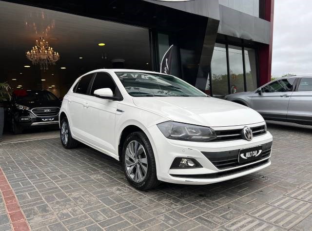 //www.autoline.com.br/carro/volkswagen/polo-10-hatch-200-tsi-comfortline-12v-flex-4p-turb/2018/itapeva-sp/23135155