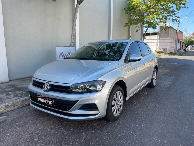 //www.autoline.com.br/carro/volkswagen/polo-16-hatch-16v-flex-4p-automatico/2020/cuiaba-mt/23827129