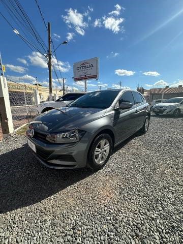 //www.autoline.com.br/carro/volkswagen/polo-16-hatch-16v-flex-4p-automatico/2020/cuiaba-mt/23954387