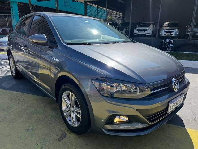 //www.autoline.com.br/carro/volkswagen/polo-10-hatch-200-tsi-comfortline-12v-flex-4p-turb/2021/sao-paulo-sp/24110204