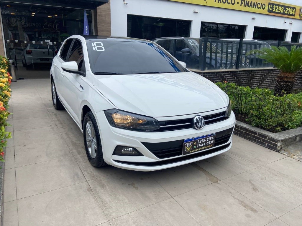//www.autoline.com.br/carro/volkswagen/polo-10-hatch-200-tsi-comfortline-12v-flex-4p-turb/2018/rio-de-janeiro-rj/24206151