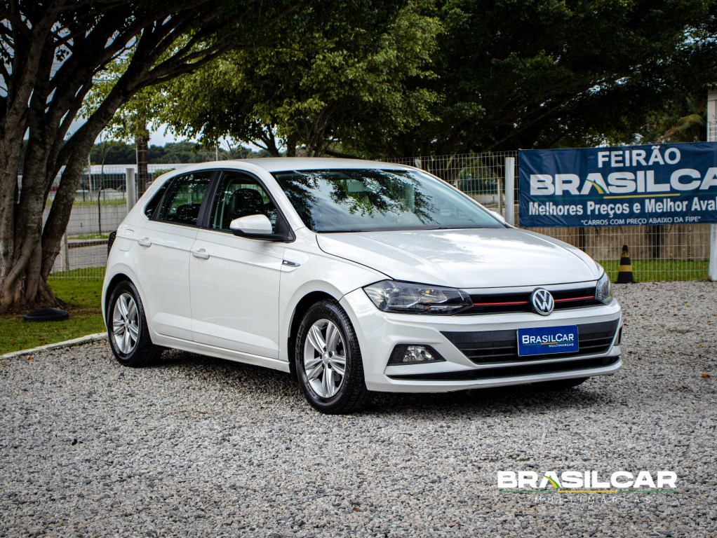 //www.autoline.com.br/carro/volkswagen/polo-16-hatch-16v-flex-4p-manual/2018/florianopolis-sc/24362367