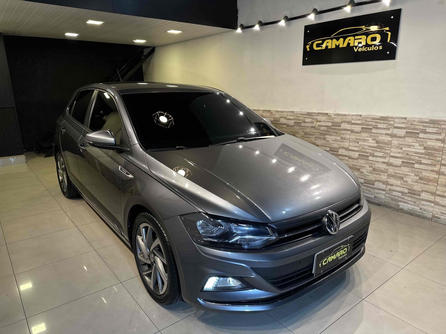 //www.autoline.com.br/carro/volkswagen/polo-10-hatch-200-tsi-highline-12v-flex-4p-turbo-a/2019/rio-de-janeiro-rj/24382491