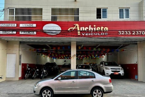 //www.autoline.com.br/carro/volkswagen/polo-16-sedan-comfortline-8v-flex-4p-i-motion/2012/fortaleza-ce/24394819
