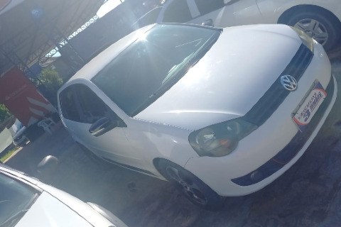//www.autoline.com.br/carro/volkswagen/polo-16-hatch-8v-flex-4p-manual/2014/maceio-al/24610016