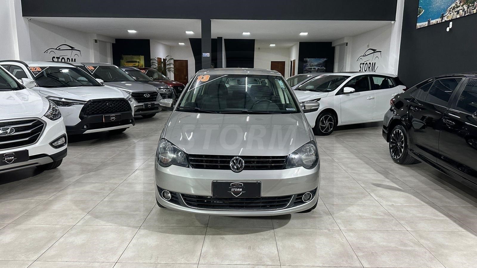 //www.autoline.com.br/carro/volkswagen/polo-16-sedan-comfortline-8v-flex-4p-manual/2013/campos-dos-goytacazes-rj/24721030