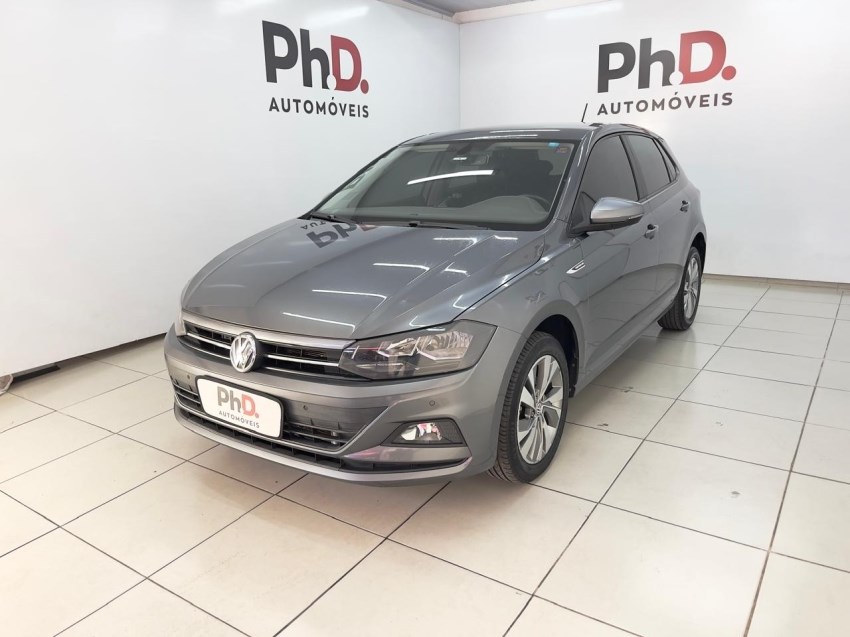 //www.autoline.com.br/carro/volkswagen/polo-10-hatch-200-tsi-comfortline-12v-flex-4p-turb/2018/brasilia-df/24764571