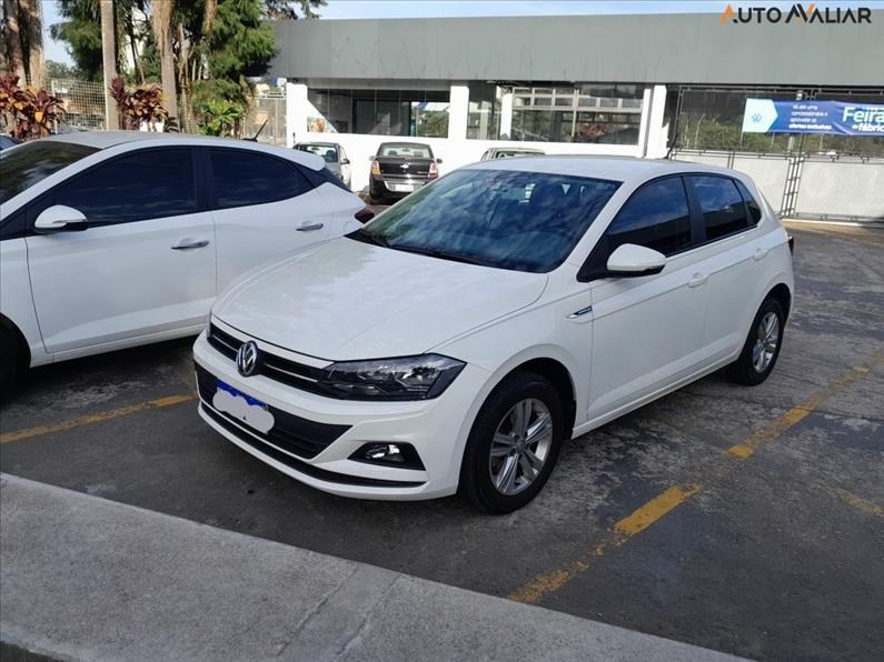//www.autoline.com.br/carro/volkswagen/polo-10-hatch-200-tsi-comfortline-12v-flex-4p-turb/2022/sao-paulo-sp/24786344