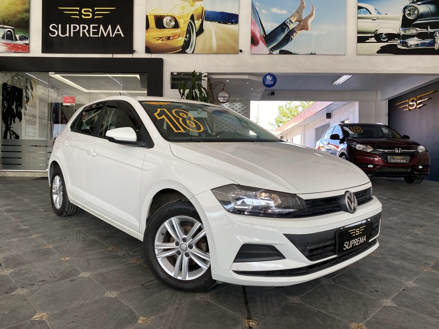 //www.autoline.com.br/carro/volkswagen/polo-10-hatch-12v-flex-4p-manual/2018/rio-de-janeiro-rj/24848489