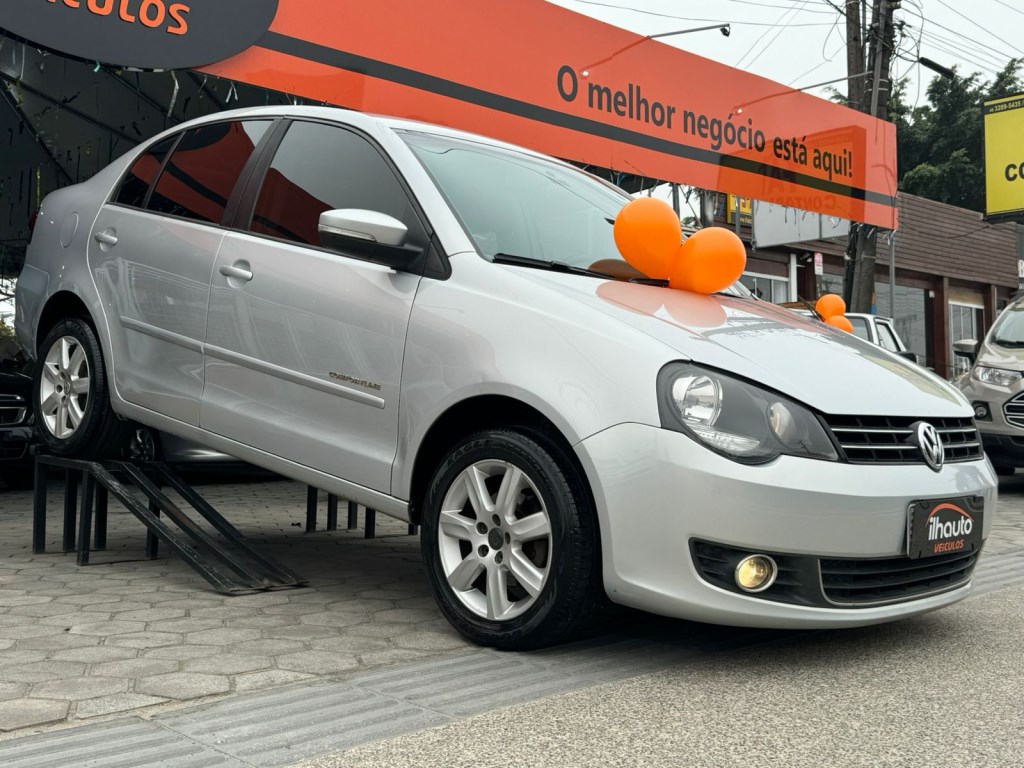 //www.autoline.com.br/carro/volkswagen/polo-16-sedan-comfortline-8v-flex-4p-manual/2013/florianopolis-sc/24986451