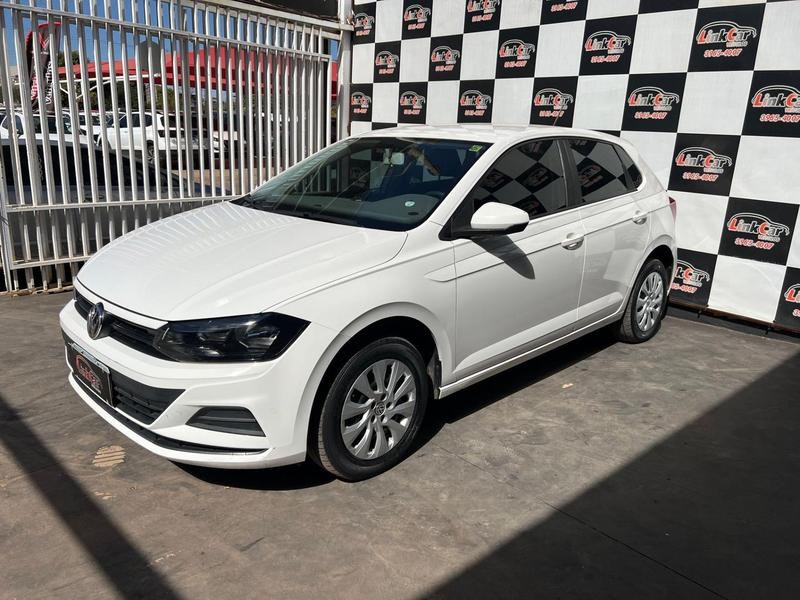 //www.autoline.com.br/carro/volkswagen/polo-10-hatch-12v-flex-4p-manual/2018/brasilia-df/25027437