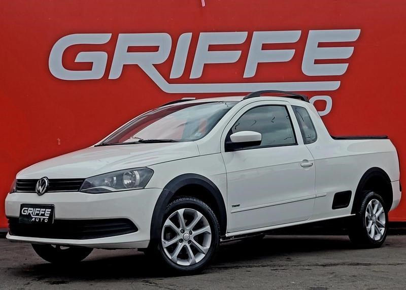 Volkswagen Saveiro 1.6 Cross Cd Flex 2p em Curitiba