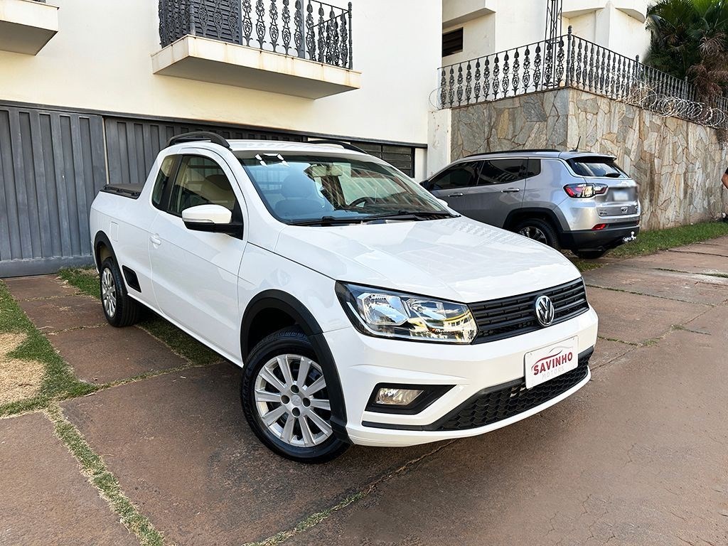 //www.autoline.com.br/carro/volkswagen/saveiro-16-cs-trendline-8v-flex-2p-manual/2017/ribeirao-preto-sp/24517917