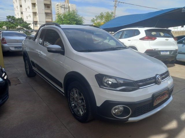 //www.autoline.com.br/carro/volkswagen/saveiro-16-cross-ce-16v-flex-2p-manual/2015/sao-jose-do-rio-preto-sp/24616035
