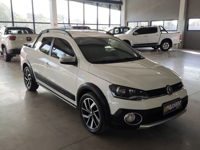 //www.autoline.com.br/carro/volkswagen/saveiro-16-cd-cross-16v-flex-2p-manual/2015/sao-jose-do-rio-preto-sp/24691807