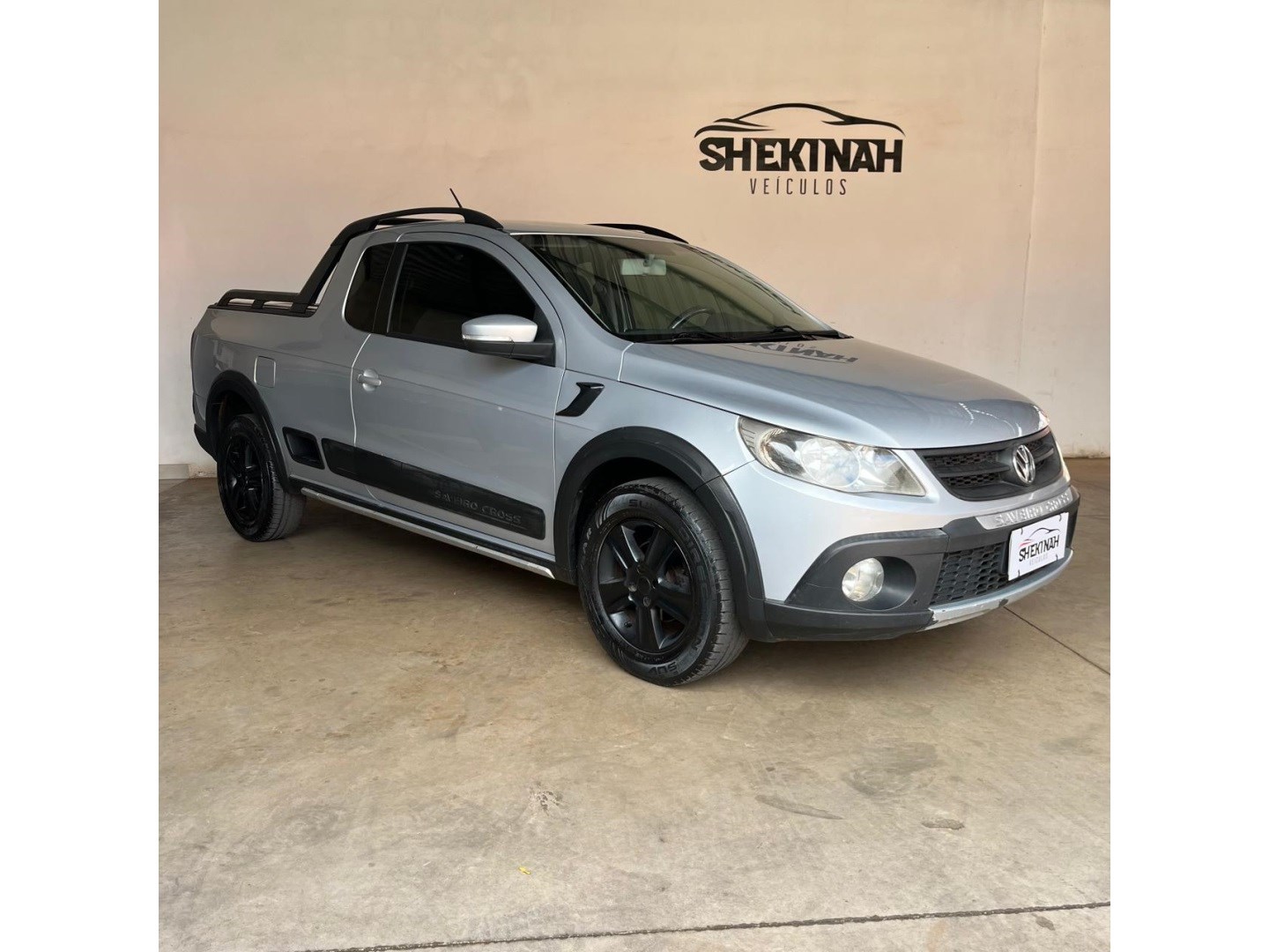//www.autoline.com.br/carro/volkswagen/saveiro-16-ce-cross-8v-flex-2p-manual/2013/rondonopolis-mt/24951726