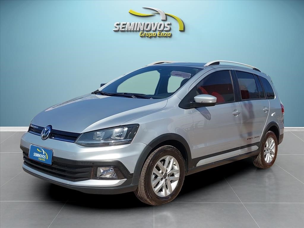 //www.autoline.com.br/carro/volkswagen/space-cross-16-16v-flex-4p-i-motion/2015/corumba-ms/24740587