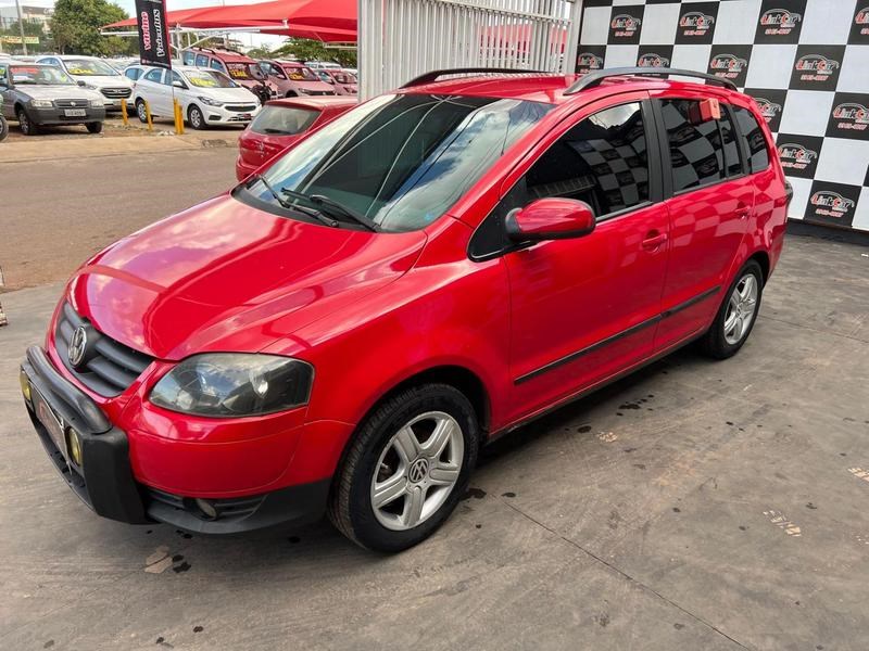 //www.autoline.com.br/carro/volkswagen/spacefox-16-plus-8v-flex-4p-manual/2007/brasilia-df/24143159