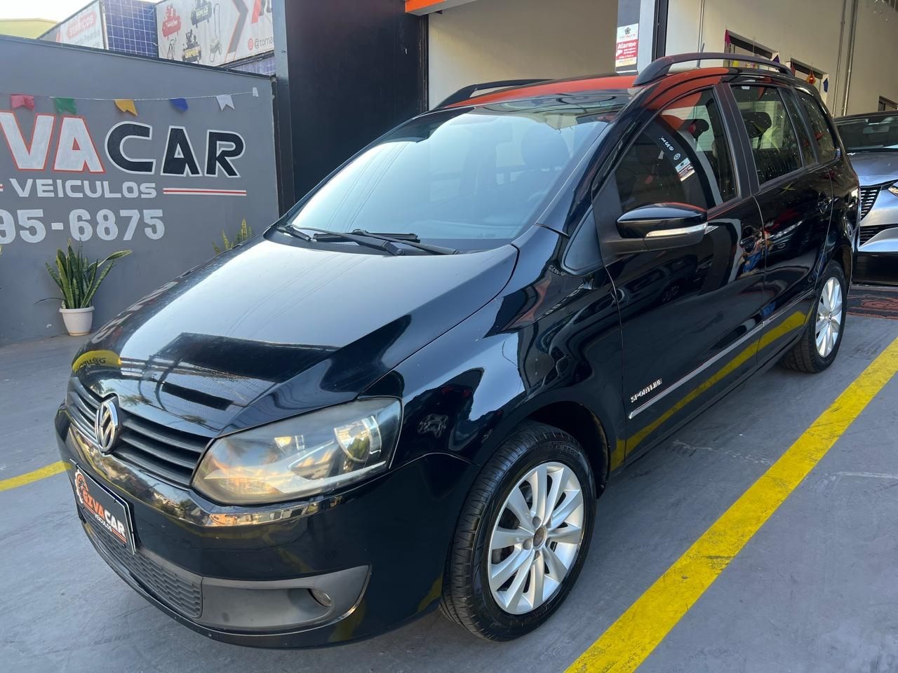 //www.autoline.com.br/carro/volkswagen/spacefox-16-sportline-8v-flex-4p-i-motion/2012/campinas-sp/24452259