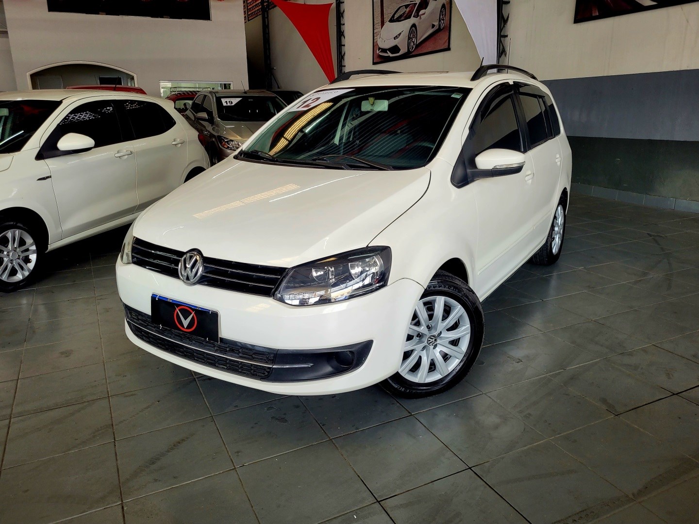 //www.autoline.com.br/carro/volkswagen/spacefox-16-trend-8v-flex-4p-manual/2012/itaguai-rj/24667313