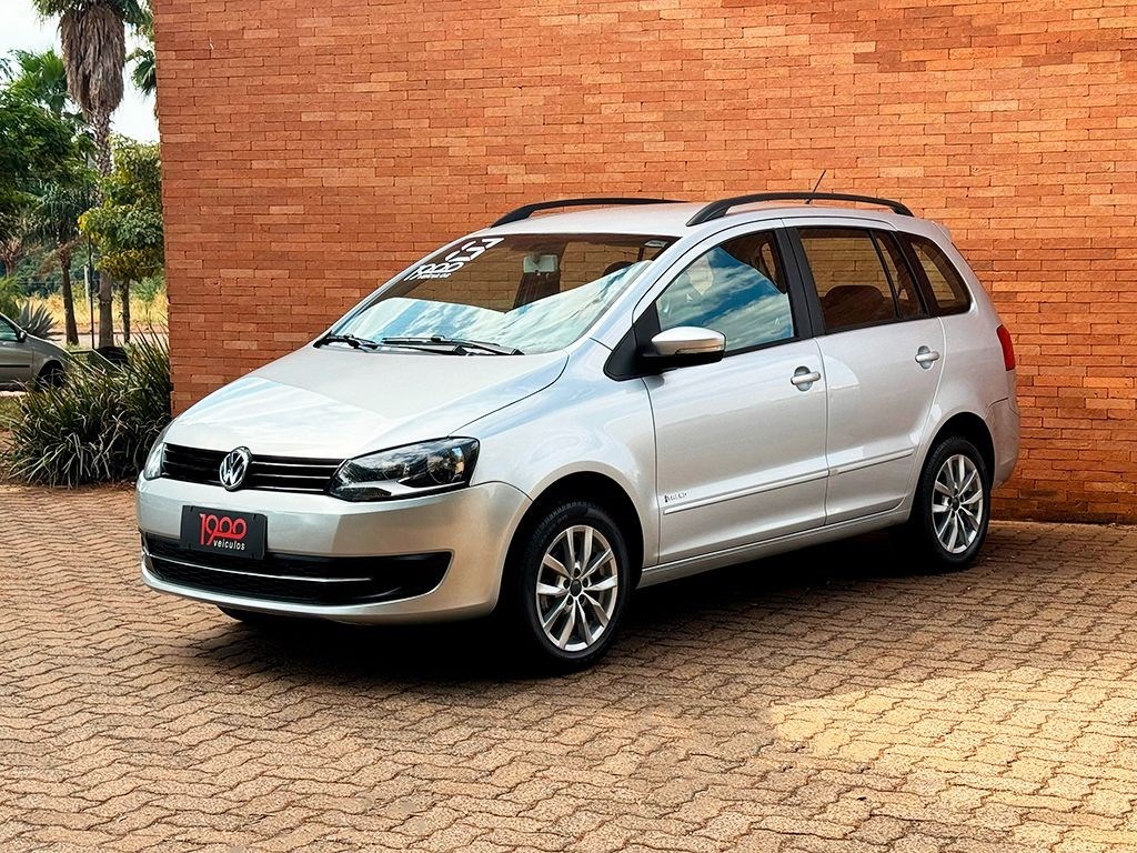 //www.autoline.com.br/carro/volkswagen/spacefox-16-trend-8v-flex-4p-i-motion/2013/ribeirao-preto-sp/24897601