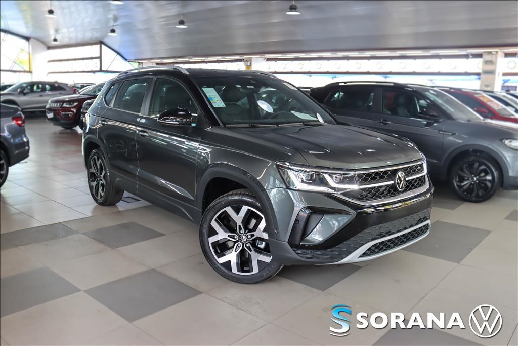 //www.autoline.com.br/carro/volkswagen/taos-14-250-tsi-highline-flex-4p-turbo-automatico/2024/sao-paulo-sp/24934290
