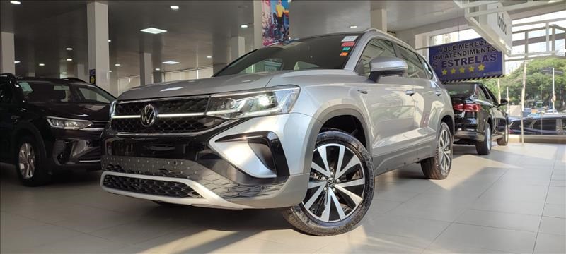 //www.autoline.com.br/carro/volkswagen/taos-14-250-tsi-highline-flex-4p-turbo-automatico/2024/sao-paulo-sp/24948944