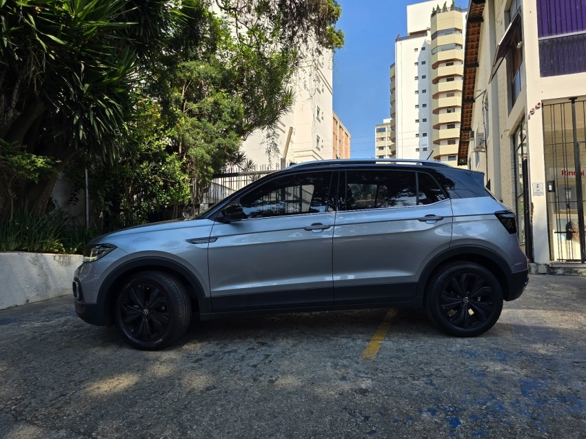 //www.autoline.com.br/carro/volkswagen/t-cross-14-250-tsi-highline-16v-flex-4p-turbo-automat/2024/sao-paulo-sp/24314470