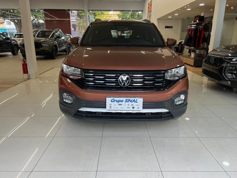 //www.autoline.com.br/carro/volkswagen/t-cross-10-200-tsi-comfortline-12v-flex-4p-turbo-auto/2022/sao-paulo-sp/24831731