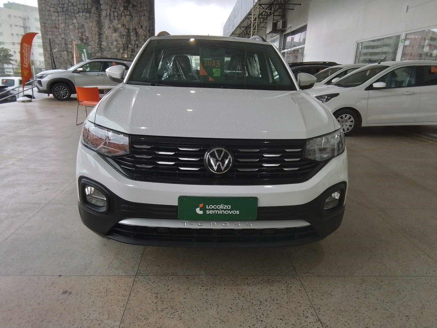 //www.autoline.com.br/carro/volkswagen/t-cross-10-200-tsi-comfortline-12v-flex-4p-turbo-auto/2023/sao-paulo-sp/25020629