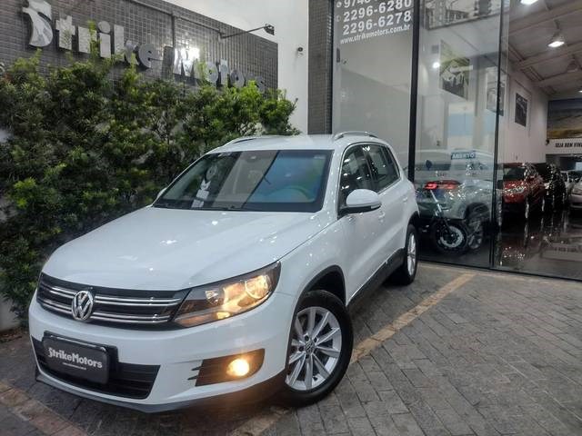 //www.autoline.com.br/carro/volkswagen/tiguan-20-tsi-16v-gasolina-4p-4x4-turbo-automatico/2014/sao-paulo-sp/20452884