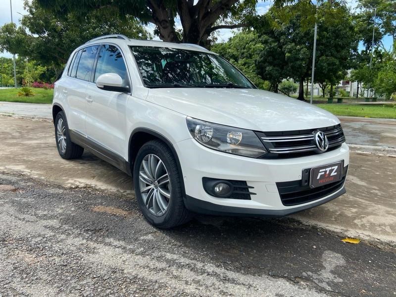 //www.autoline.com.br/carro/volkswagen/tiguan-20-tsi-16v-gasolina-4p-4x4-turbo-automatico/2013/cuiaba-mt/24242952