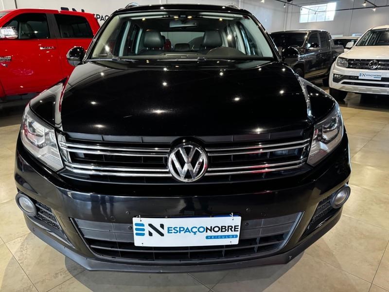 //www.autoline.com.br/carro/volkswagen/tiguan-20-tsi-16v-gasolina-4p-4x4-turbo-automatico/2012/curitiba-pr/25027338